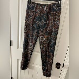 NWT Boutique Super cute skinny pants , size 6